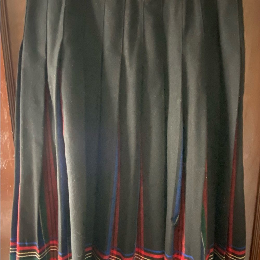 Vintage Pendleton 100% virgin wool pleated midi skirt